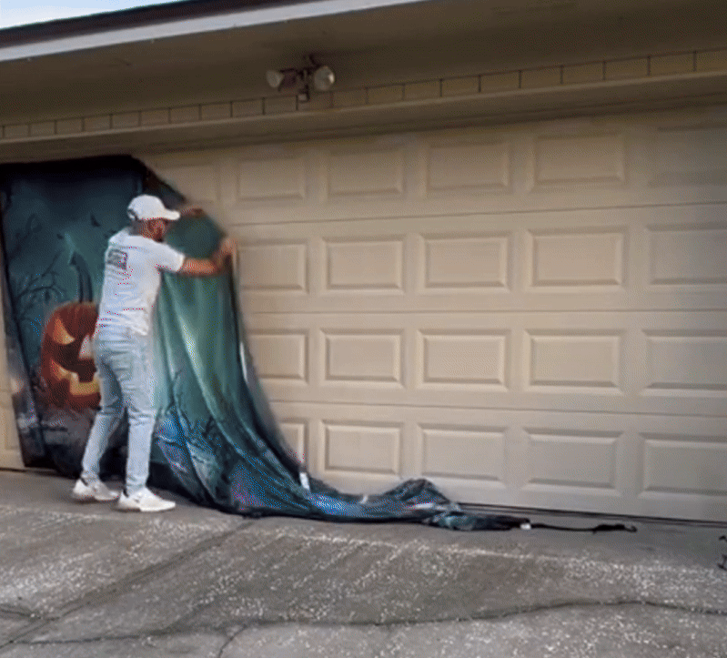 SEE HALLOWEEN COME TO LIFE ON REAL GARAGES.