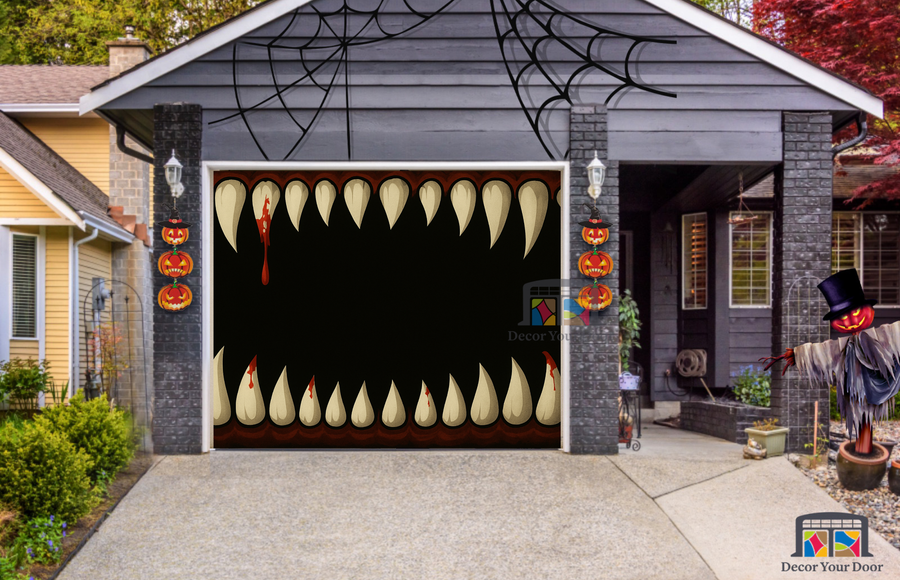 Cubierta para puerta de garaje con dientes de monstruo gigante