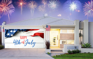Feliz Día de la Independencia (4 de julio) - Banner para puerta de garaje sobre fondo de madera blanca