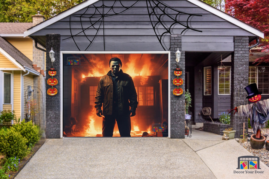 Vinilo decorativo para puerta de garaje con Michael Myers en el garaje y llamas ardientes - Decora tu puerta