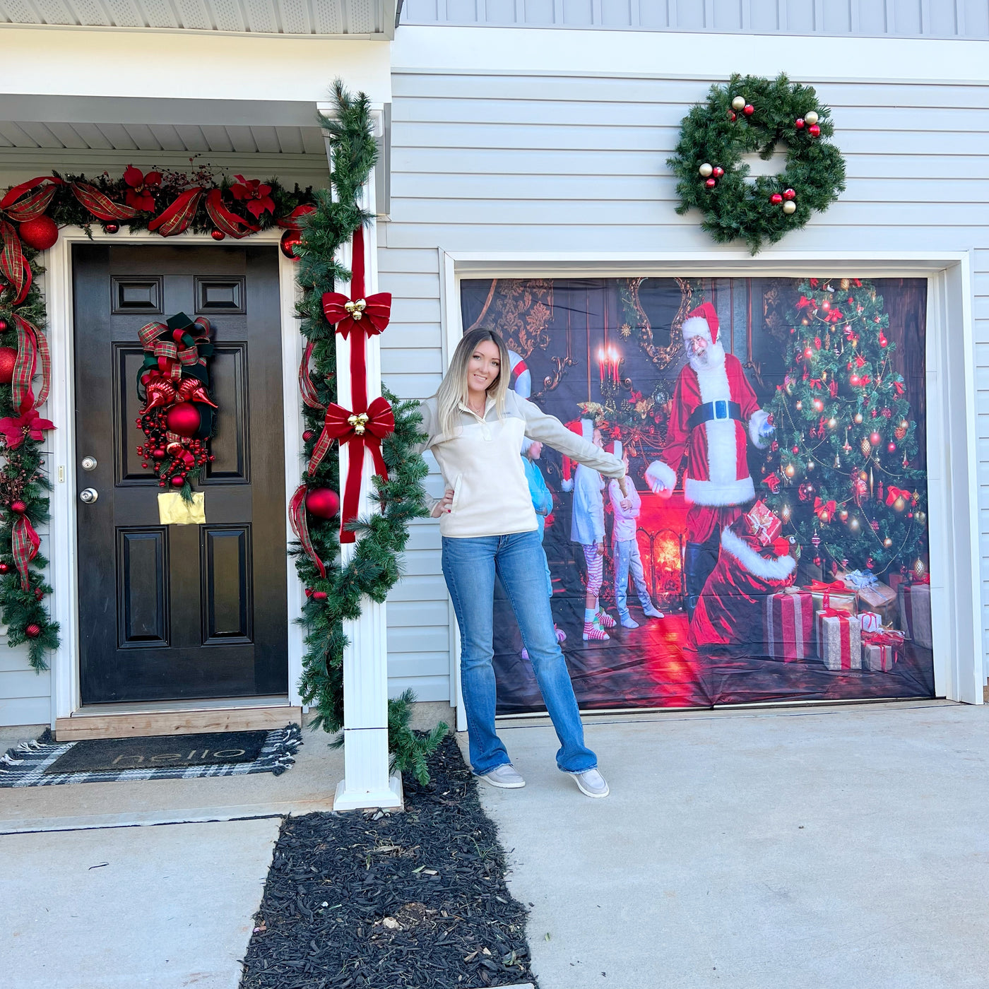 Fondo navideño con Papá Noel repartiendo regalos para la puerta del garaje