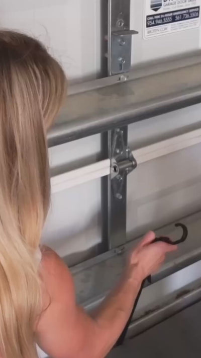 Banner decorativo para puerta de garaje con adorno navideño rojo y dorado