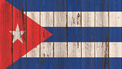 דגל קובה על רקע עץ כיסוי דלת מוסך